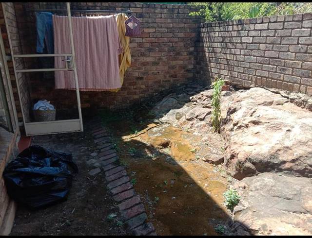 2 BEDROOM TOWNHOUSE FOR SALE IN GEZINA